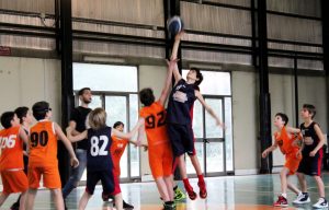 2003 non competitivo: un passo indietro… GSQS. AMBROGIO – BASKETSCHOOL   39-12