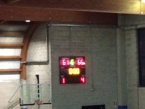 U14-S.Carlo blu: la luce si fa sempre più chiara in fondo al tunnel (61-66).